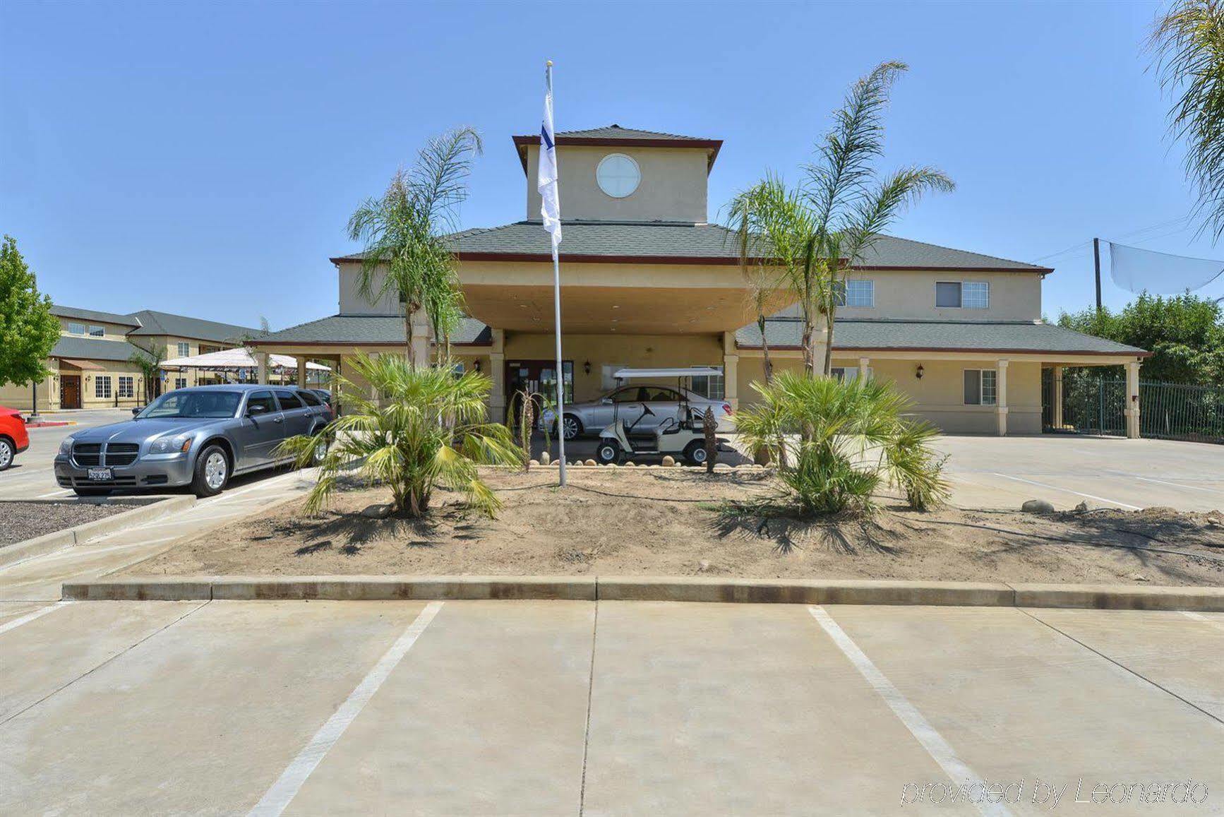 Baymont By Wyndham Yuba City Hotel Exterior photo